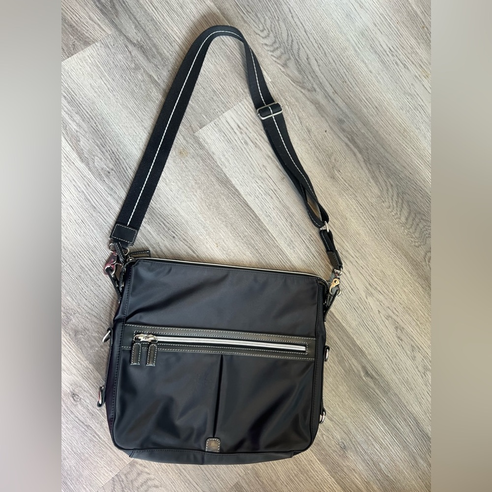 [Japan Used Bag] Visaruno Laptop Bag Crossbody Black Nylon Travel Made Italy